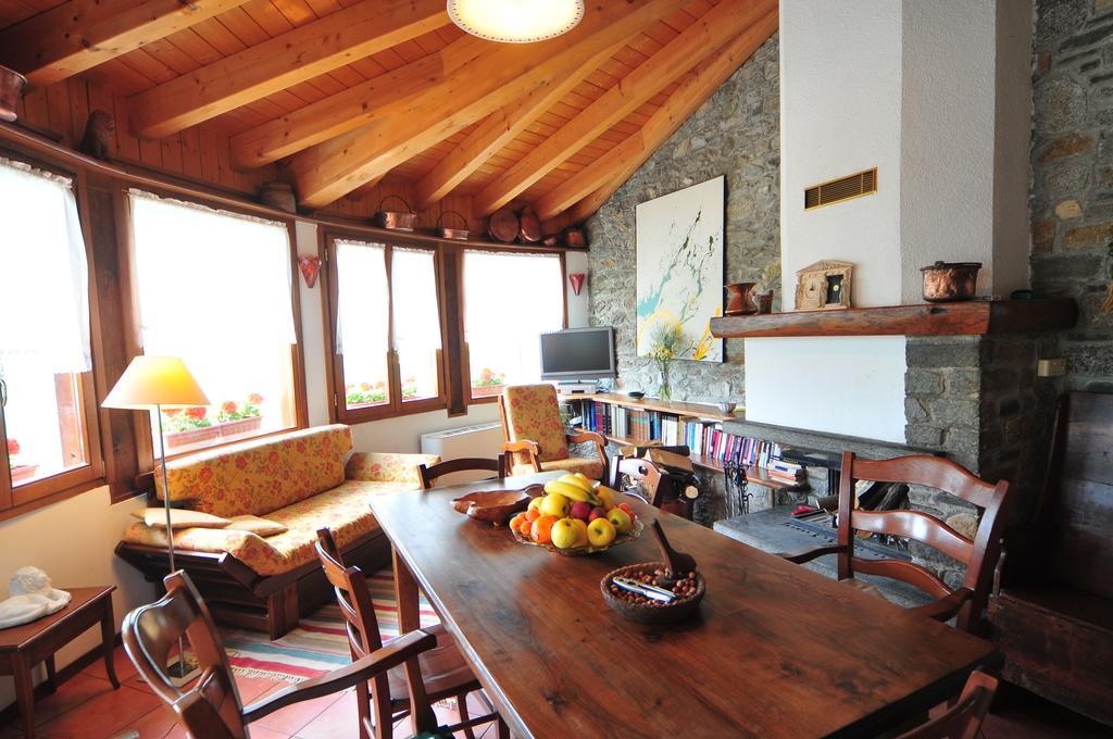 Agriturismo La Fonte Di Mariella กราเวโดนา ภายนอก รูปภาพ