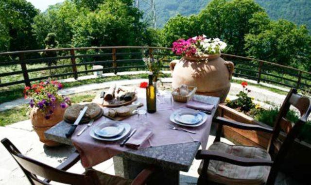 Agriturismo La Fonte Di Mariella กราเวโดนา ภายนอก รูปภาพ