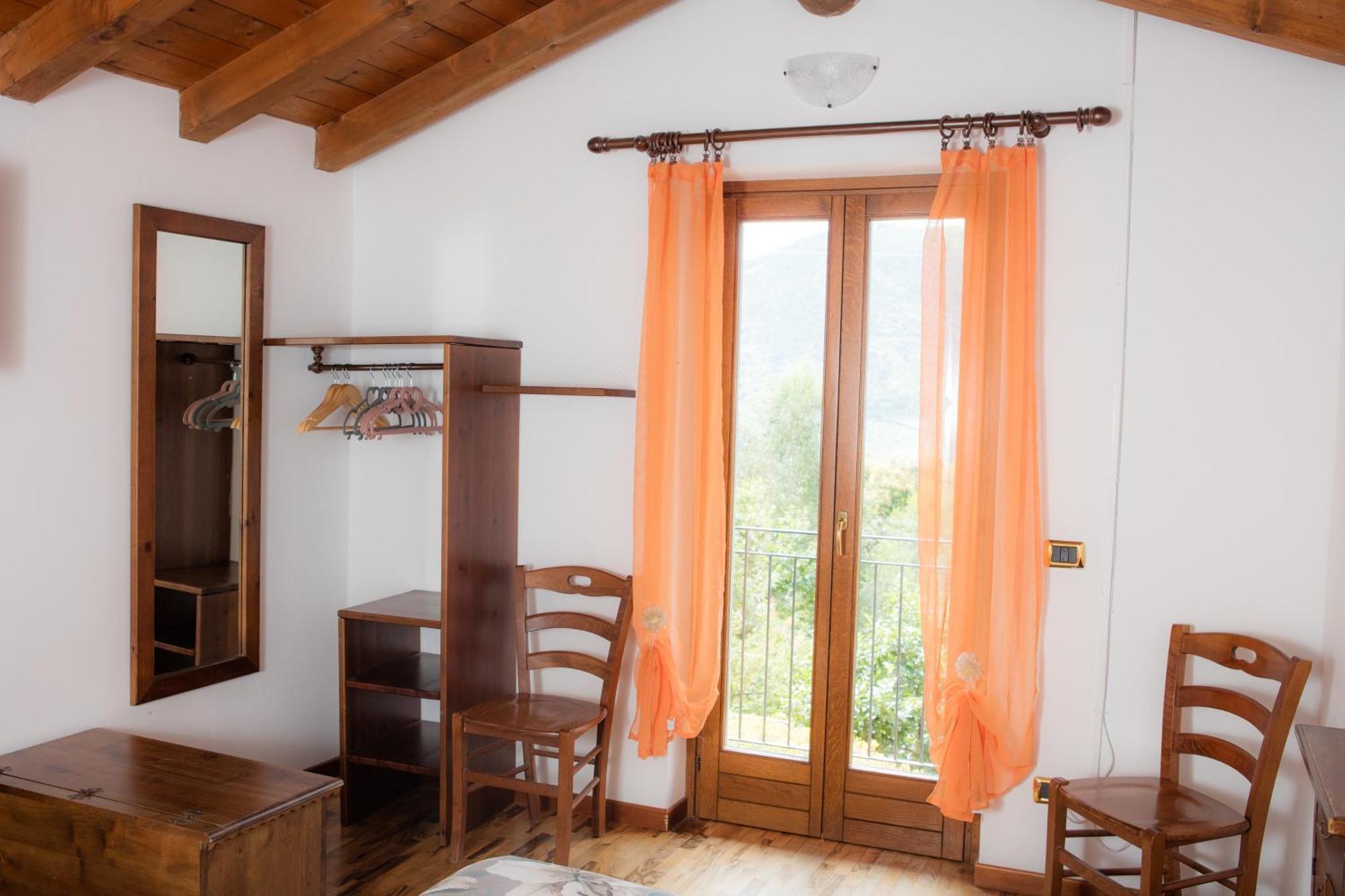 Agriturismo La Fonte Di Mariella กราเวโดนา ภายนอก รูปภาพ